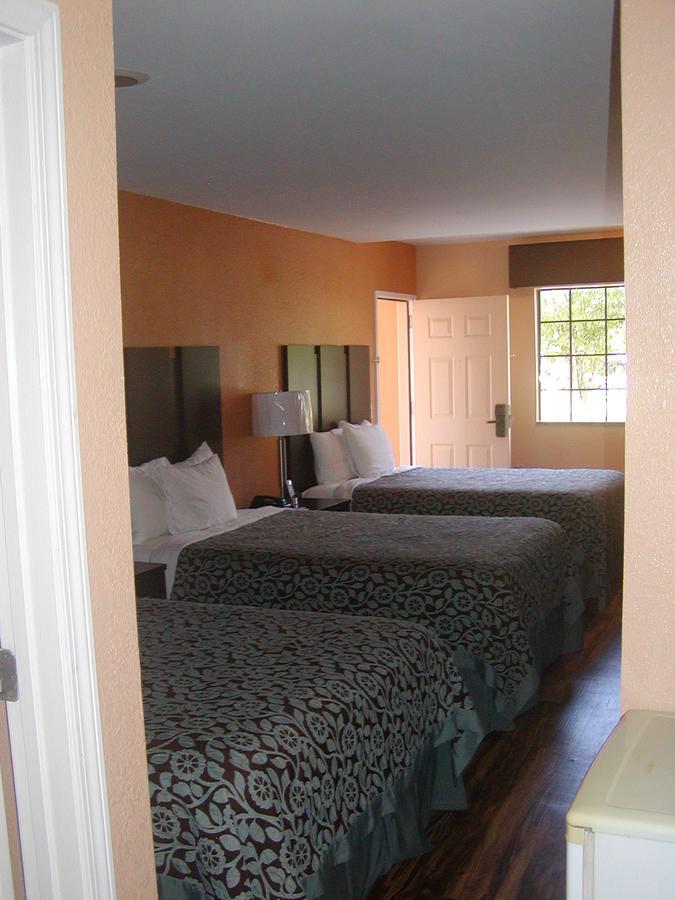 Days Inn By Wyndham Marietta White Water Kültér fotó